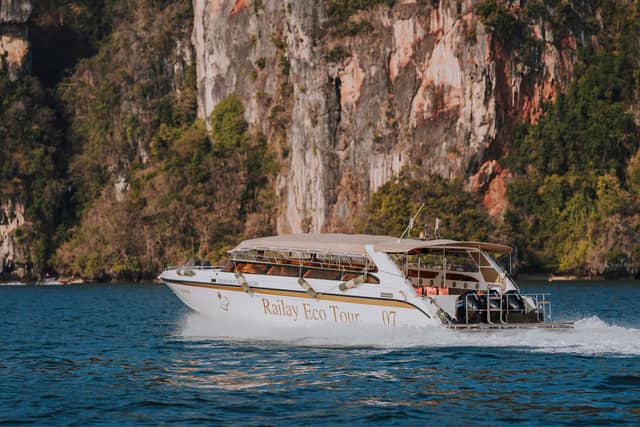 Krabi: Railay To or From Phi Phi by Fast Speedboat Transfer
